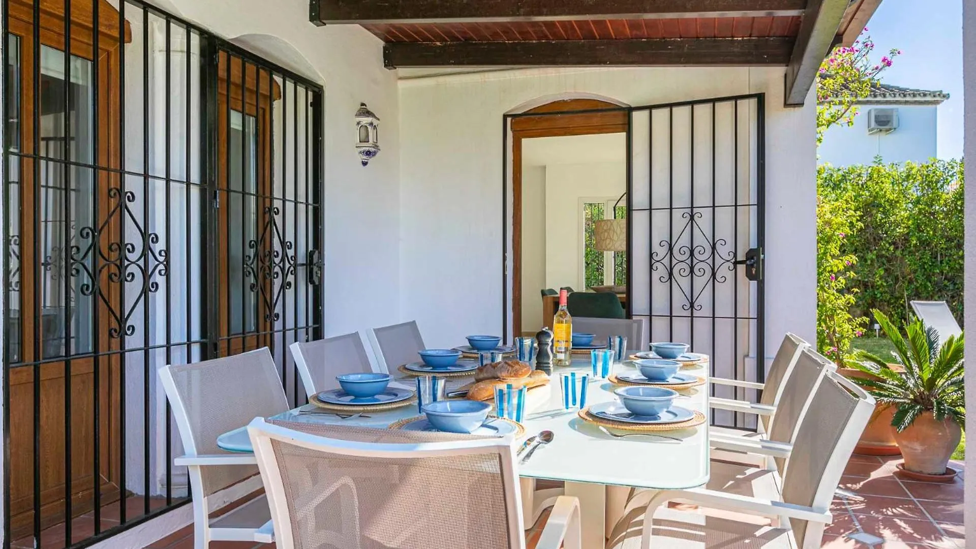 Apartamento El Estilo Andaluz A Pie De Playa Estepona 0*,